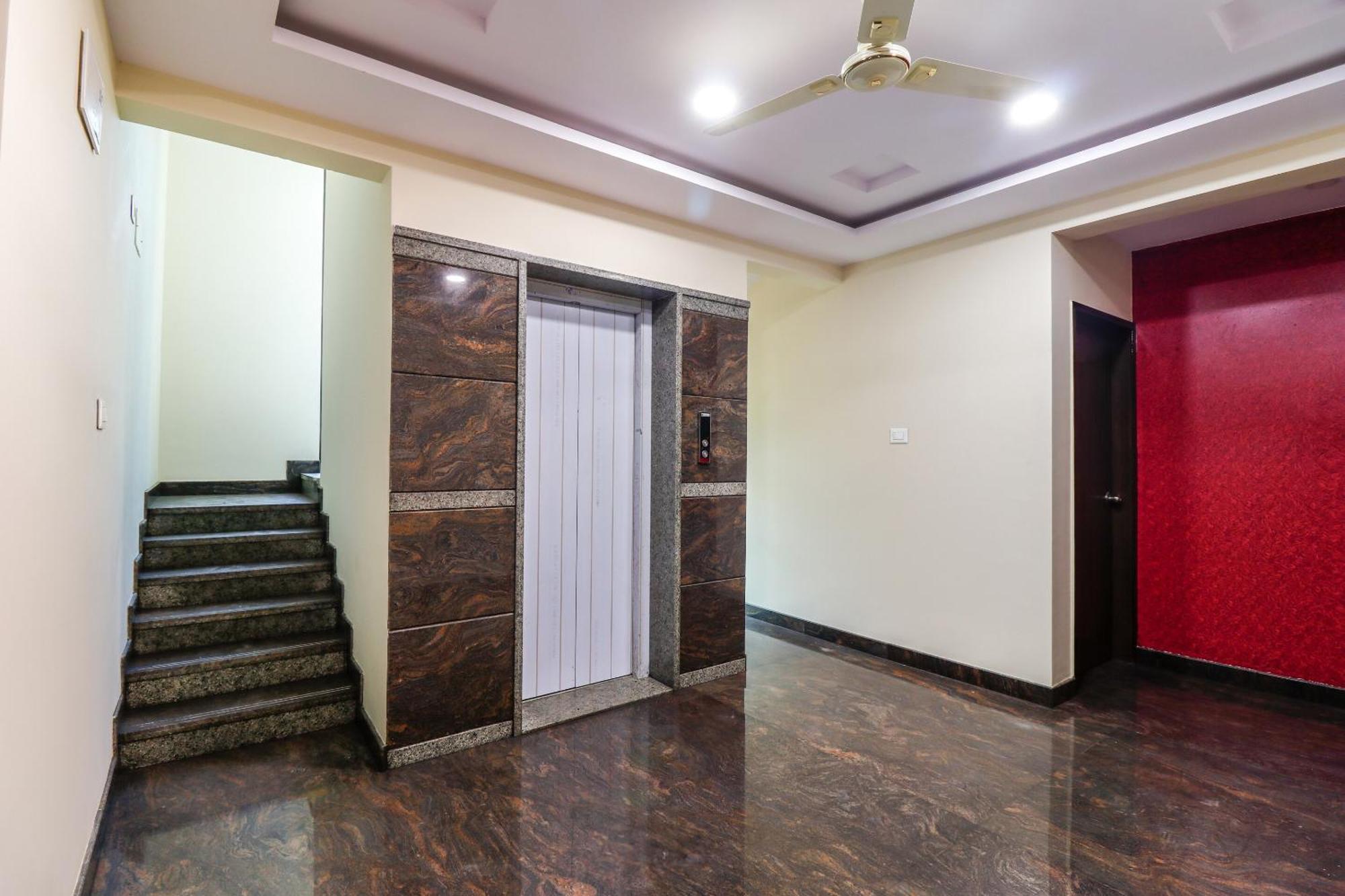 Hotel Capital O N R Residency Yelahanka Exterior foto